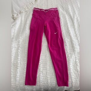 Nike Pro Women's High-Waisted Leggings